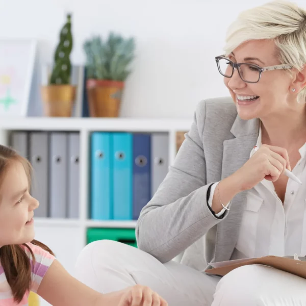 Therapeutisches Hörtraining bei AVWS oder Cochlea-Implantat.